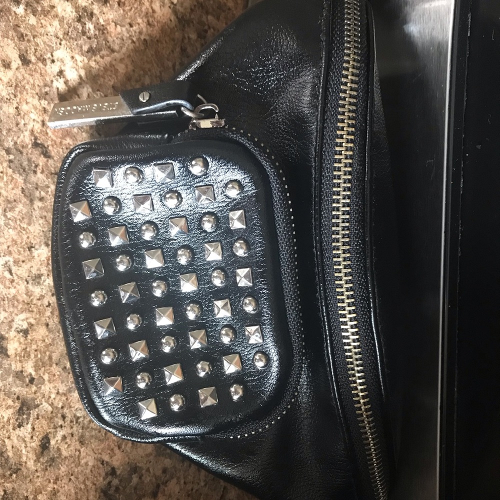 Steve Madden fanny pack